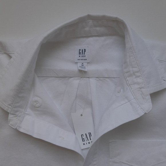 Boy's Gap Classic Oxford White Button Down Shirt - Picture 7 of 7